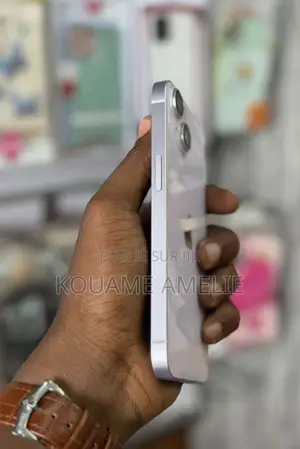 Nouveau Apple iPhone 13 128 GB Blanc