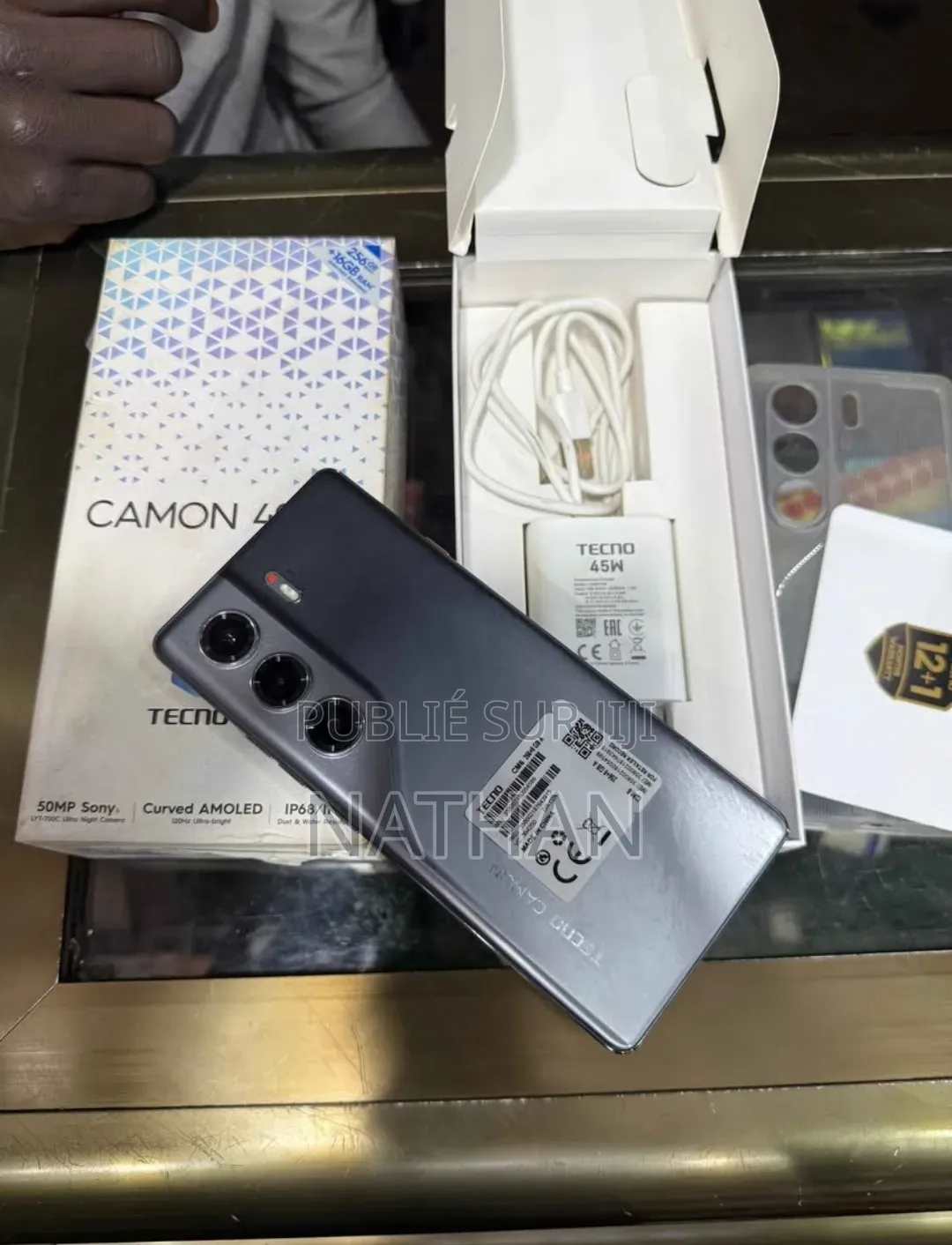 Nouveau Tecno Camon 40 256 GB Noir