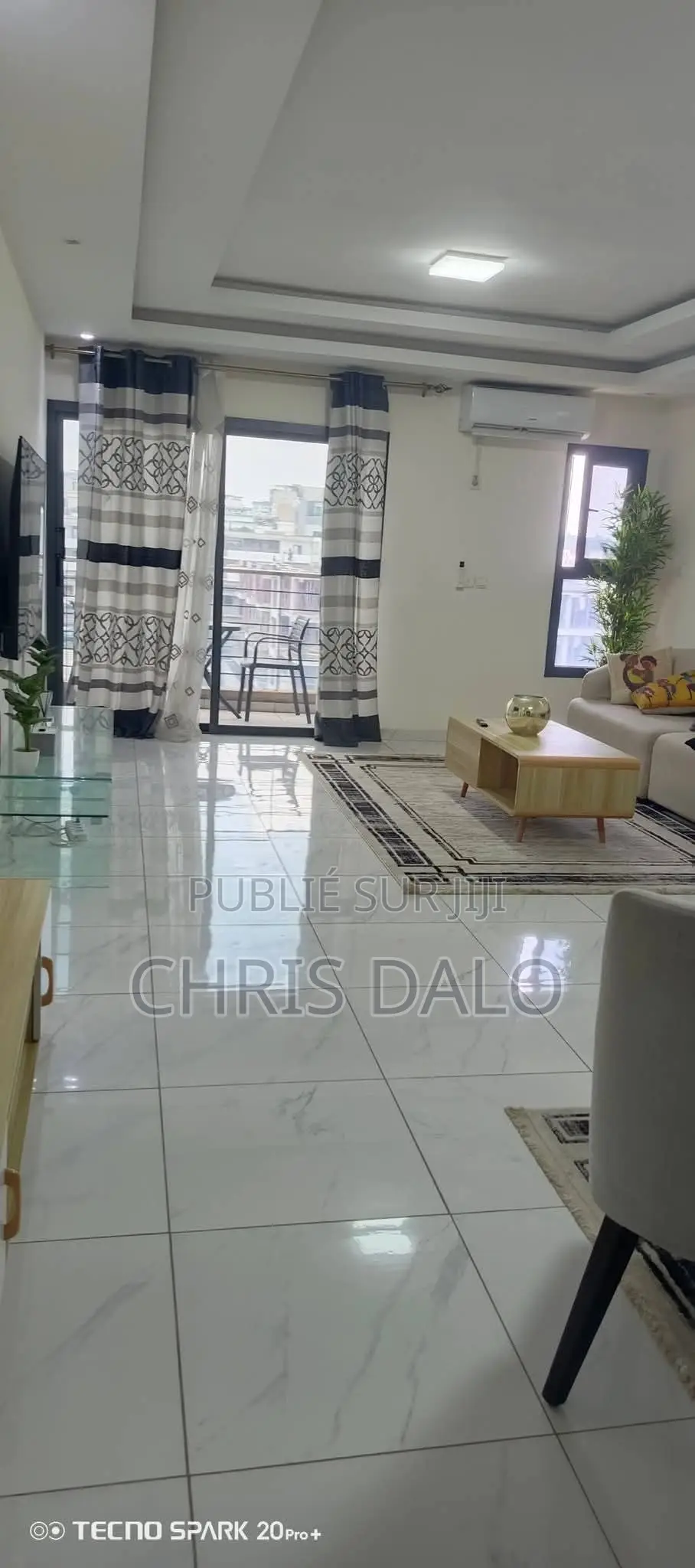 2chbre Appartement dans Apparemment Haut, Cocody à Louer