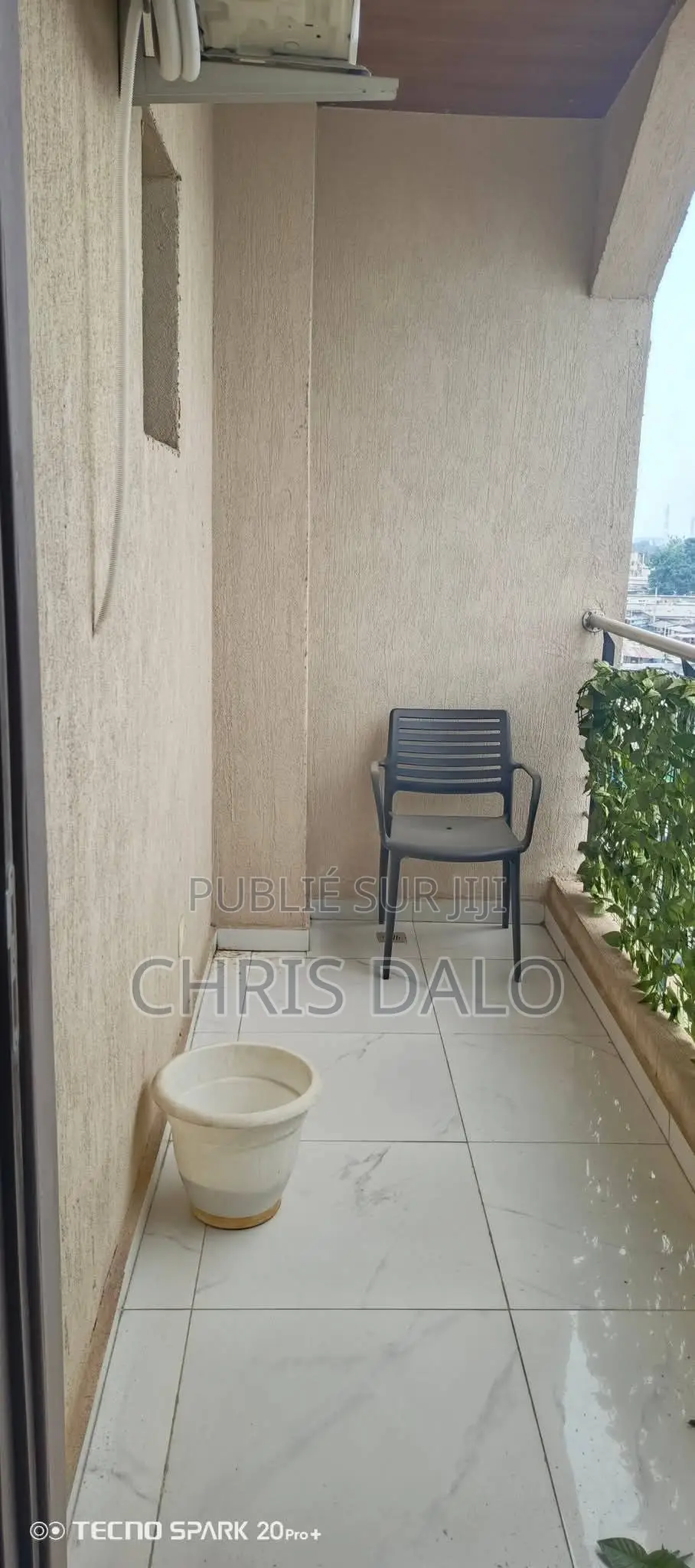 2chbre Appartement dans Apparemment Haut, Cocody à Louer