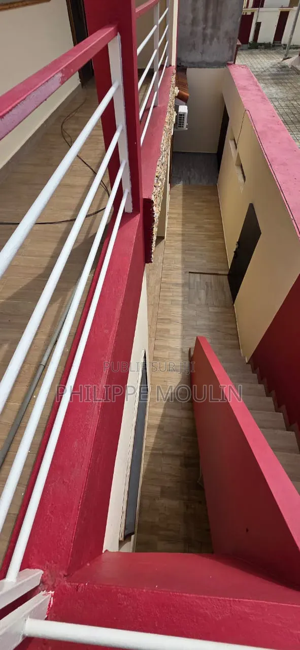 4chbre Duplex dans Elite Immobilier, Grand-Bassam à Louer
