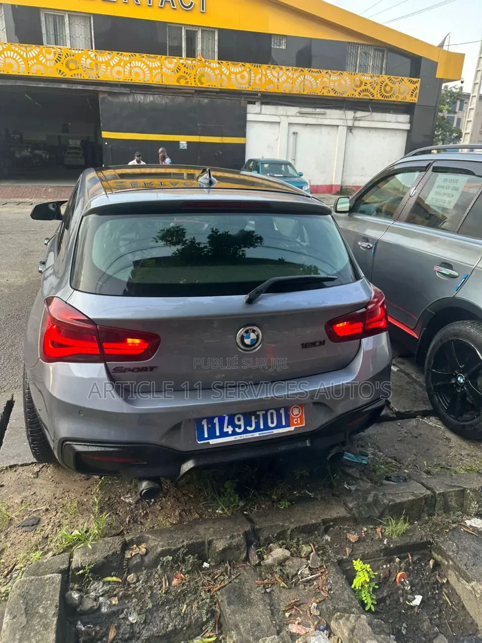 BMW 120i 2018 Gris