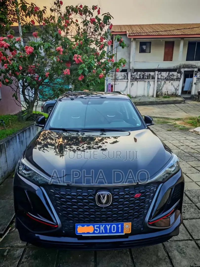 Changan CS75 2023 Gris