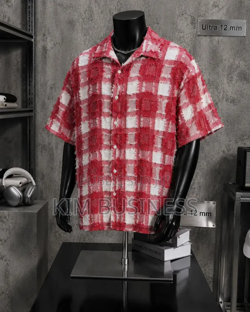 Des Vêtements Importée