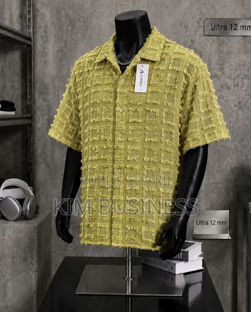 Des Vêtements Importée
