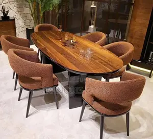 Ensemble De Table Et Chaises