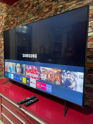 Télévision Samsung Écran 75 Pouces