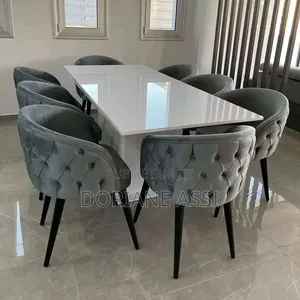 Table À Manger