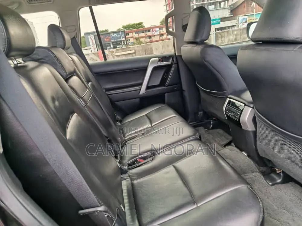 Toyota Land Cruiser Prado 2019 Noir