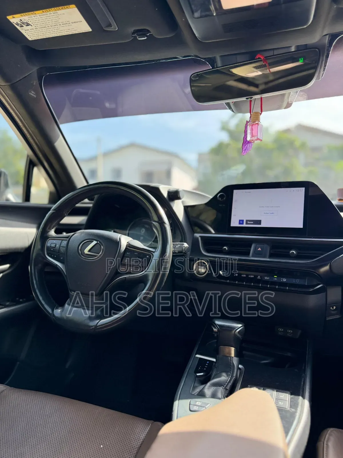 Lexus UX 250h AWD 2023 Blanc