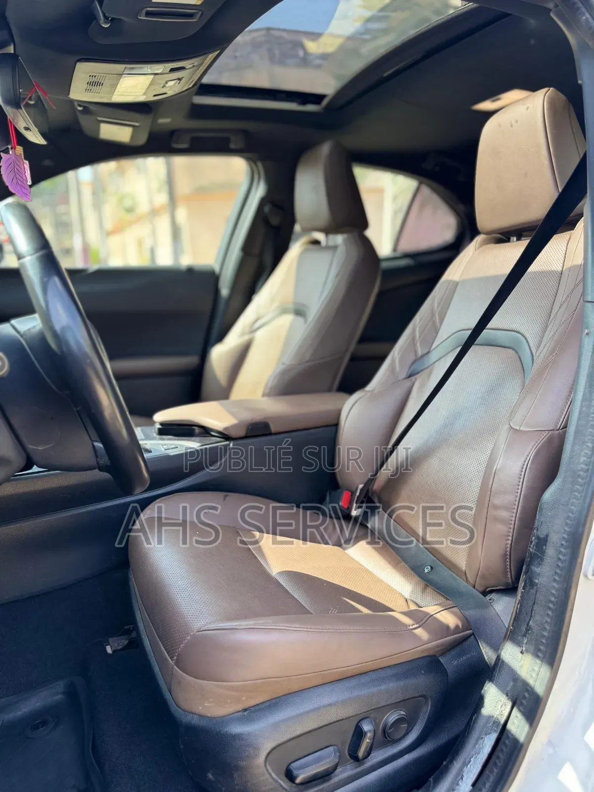 Lexus UX 250h AWD 2023 Blanc