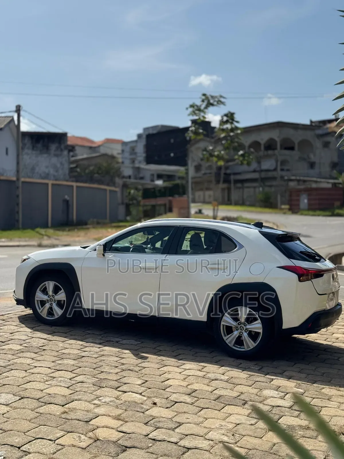 Lexus UX 250h AWD 2023 Blanc