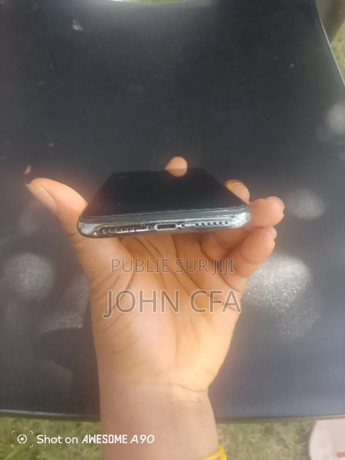 Apple iPhone X 64 GB Noir