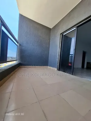 2chbre Appartement dans Ange Immobilier, Cocody à Louer