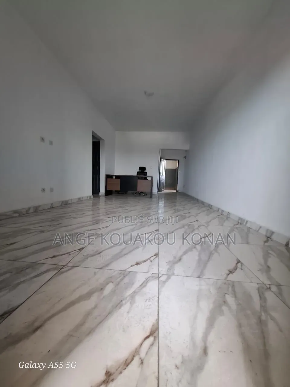 2chbre Appartement dans Ange Immobilier, Cocody à Louer