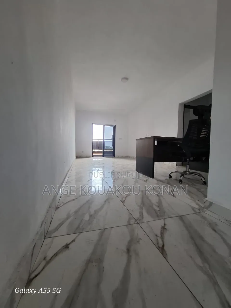 2chbre Appartement dans Ange Immobilier, Cocody à Louer