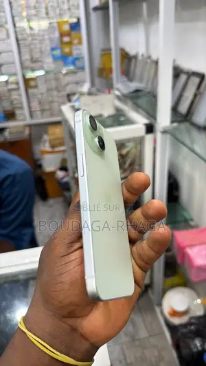 Apple iPhone 15 128 GB Vert