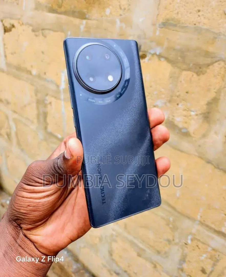 Nouveau Tecno Camon 30 256 GB Or rose