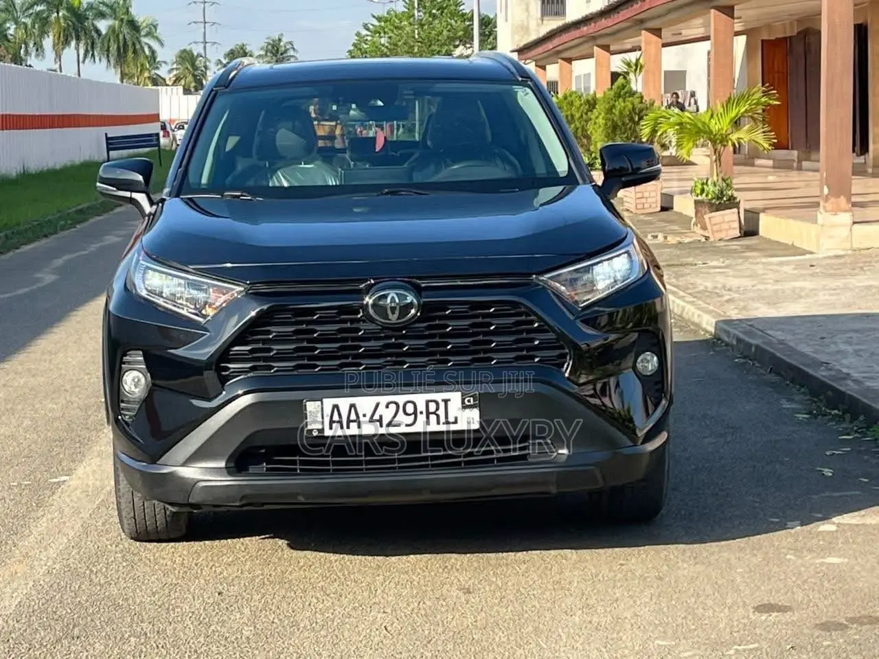 Toyota RAV4 XLE 2021 Noir