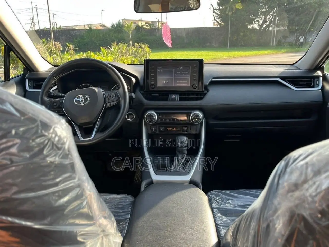 Toyota RAV4 XLE 2021 Noir