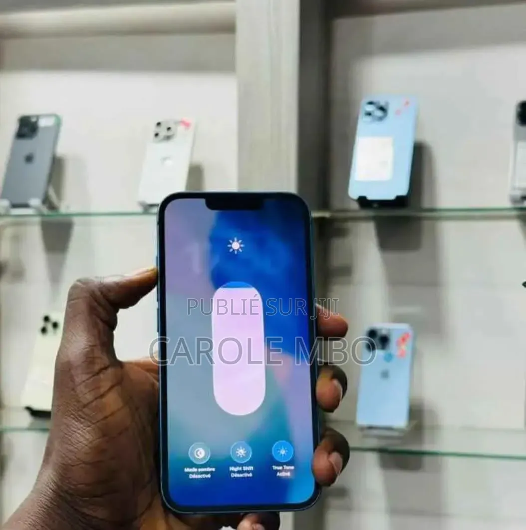 Nouveau Apple iPhone 13 128 GB Bleu