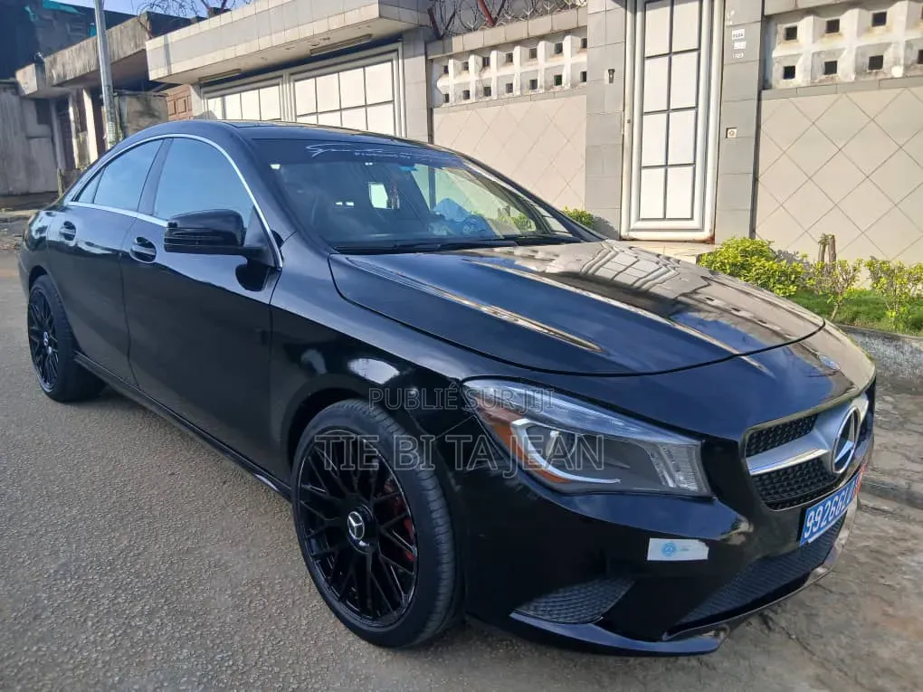 Mercedes-Benz GLA 250 2015 Noir