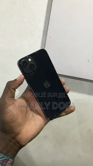 Apple iPhone 13 128 GB Noir