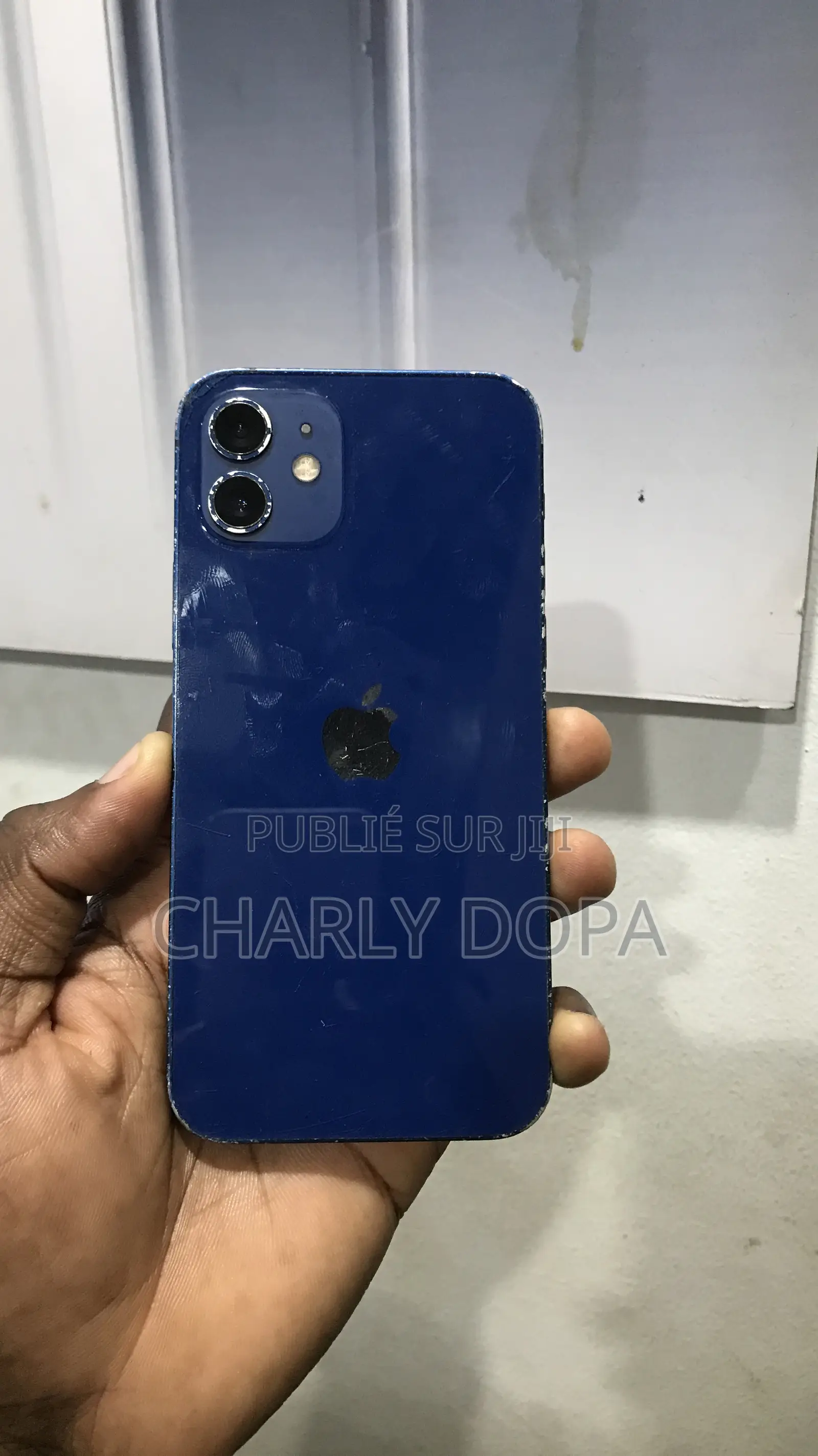 Apple iPhone 12 64 GB Bleu