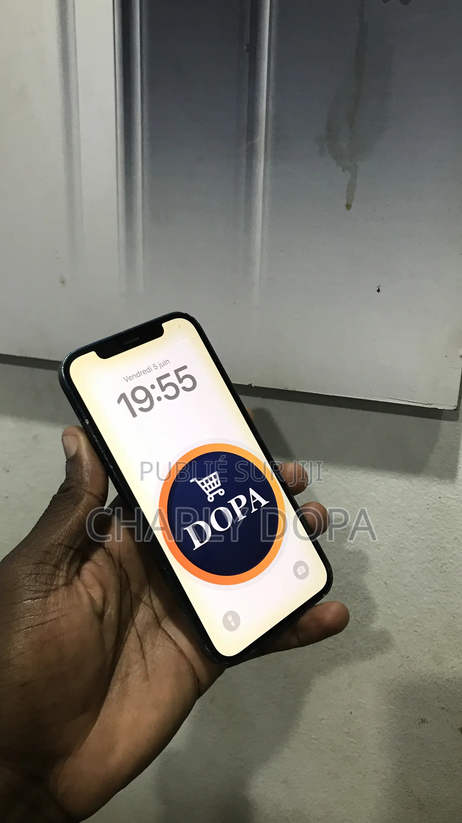 Apple iPhone 12 64 GB Bleu