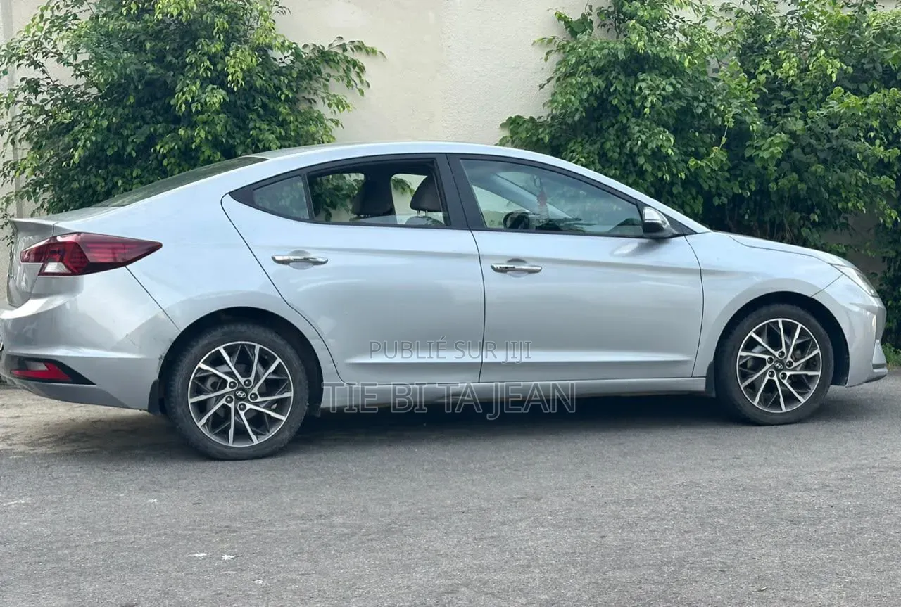 Hyundai Elantra 2020 Autre