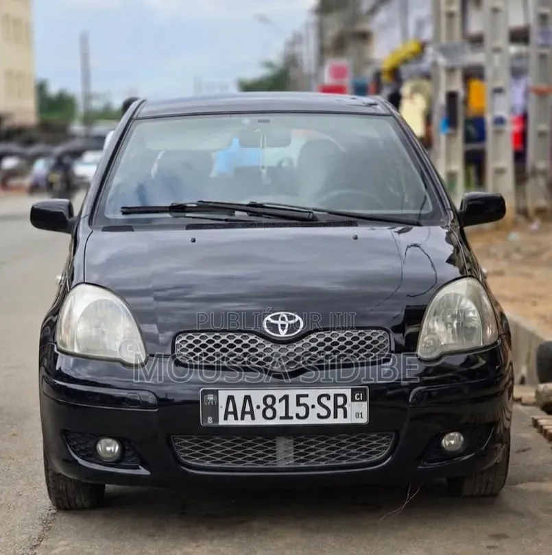 Toyota Yaris 1.0 2004 Noir