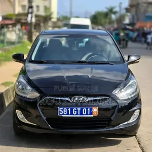 Hyundai Accent GLS 4dr Sedan (1.6L 4cyl 6A) 2015 Noir