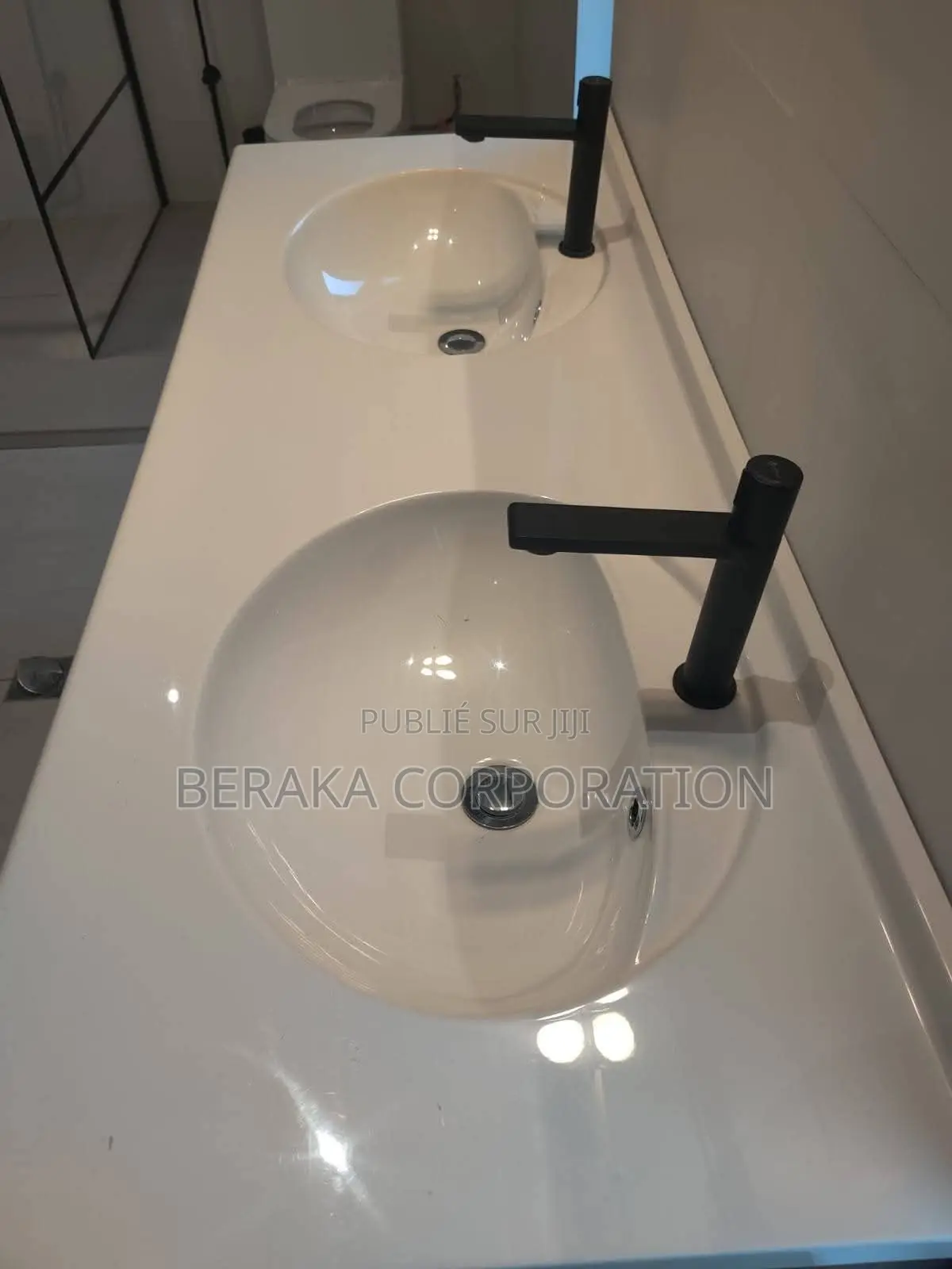 Meublé 4chbre Duplex dans Beraka Corporation, Bingerville à Vendre