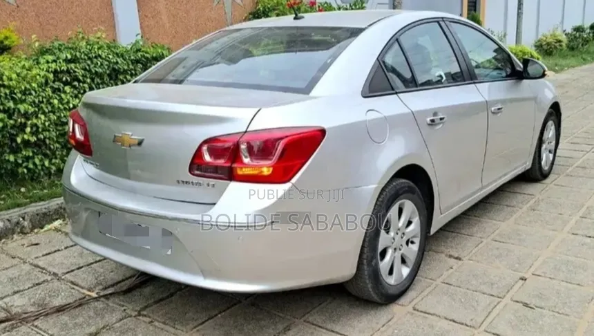 Chevrolet Cruze 2017 Gris