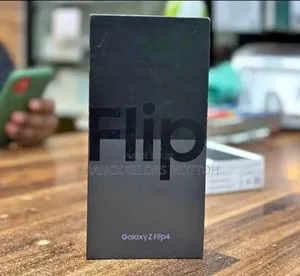 Nouveau Samsung Galaxy Z Flip4 256 GB Noir