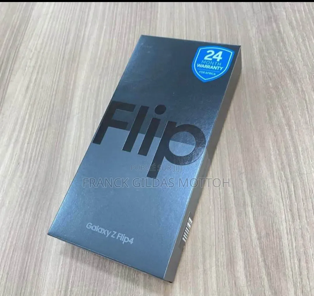 Nouveau Samsung Galaxy Z Flip4 256 GB Noir