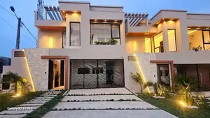 5chbre Duplex dans Francis Gweh, Cocody à Vendre