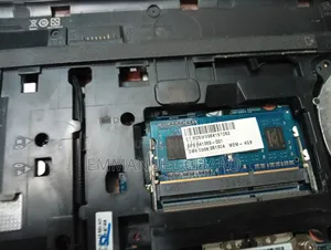Ordinateur portable HP EliteBook 840 G5 4GB Intel Core i5 HDD 500GB
