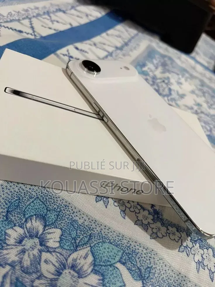 Nouveau Apple iPhone 17 Pro Max 1 TB Blanc