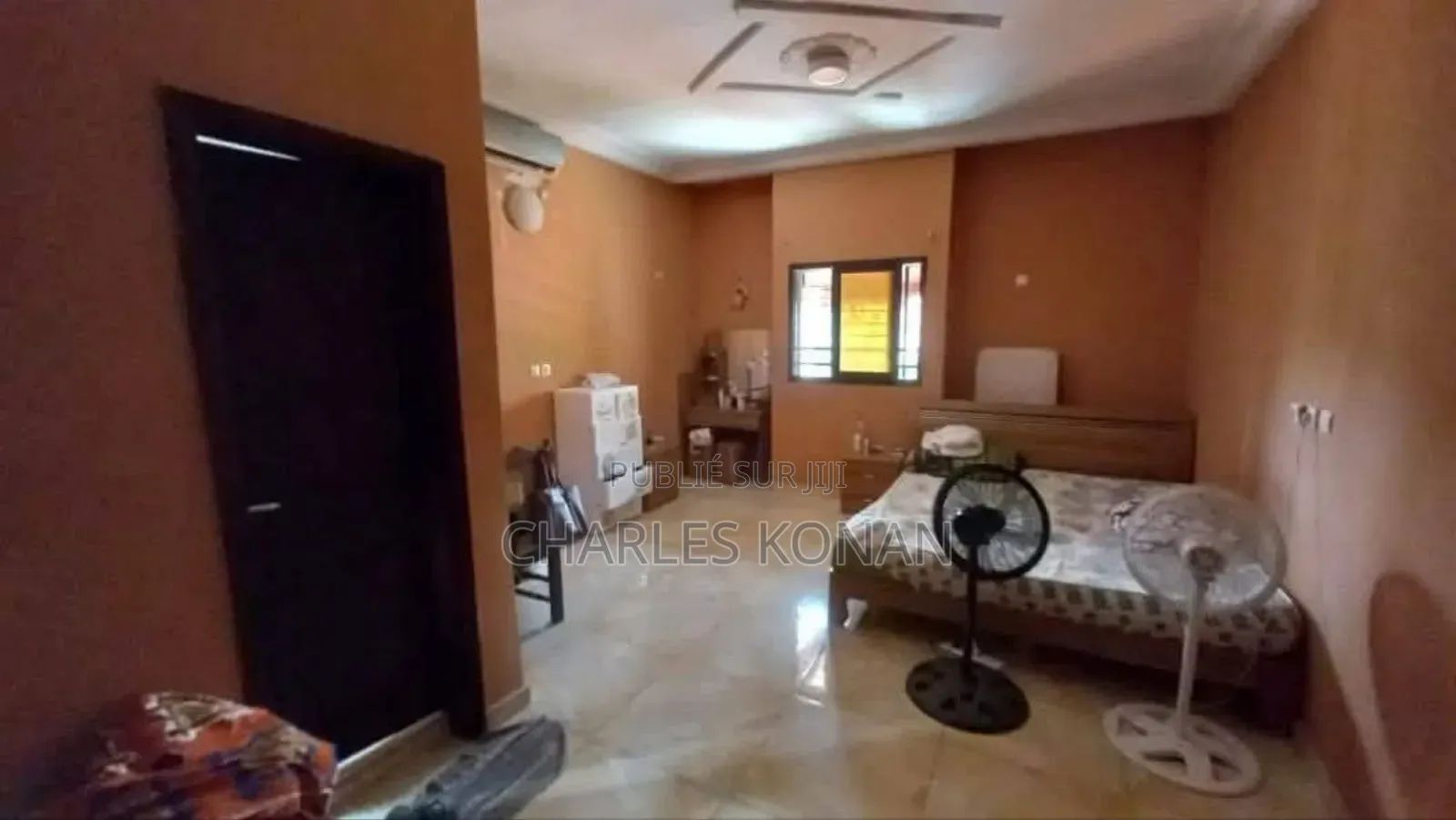 Meublé 6chbre Manoir dans Bingerville à Vendre