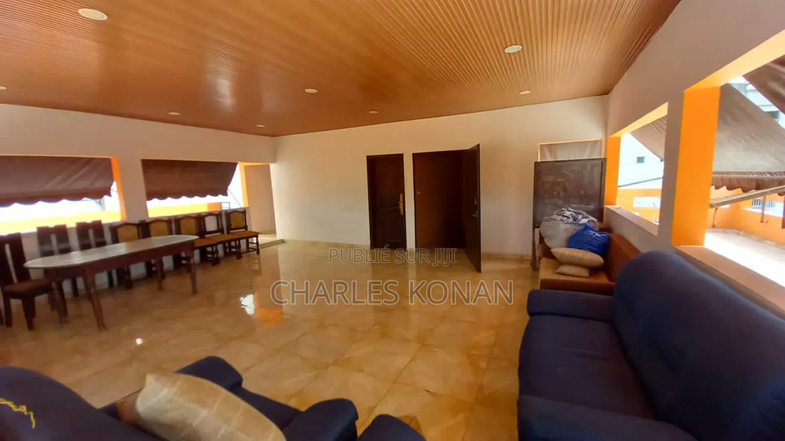 Meublé 6chbre Manoir dans Bingerville à Vendre