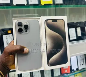 Nouveau Apple iPhone 15 Pro Max 512 GB Argenté