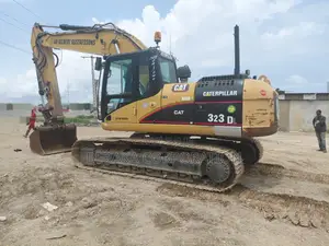 Pelle Cat 323d Importé