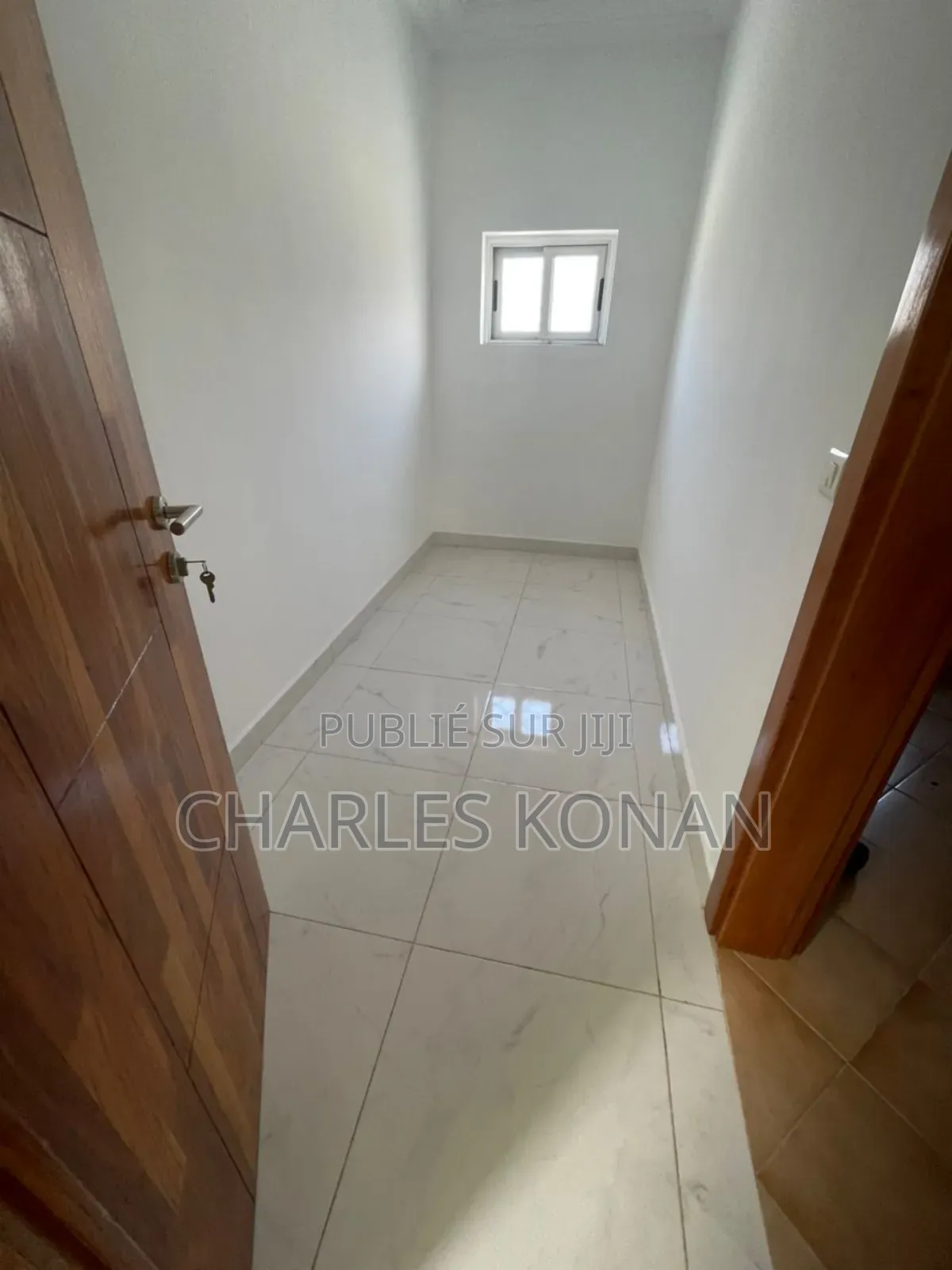5chbre Duplex dans Bingerville à Vendre