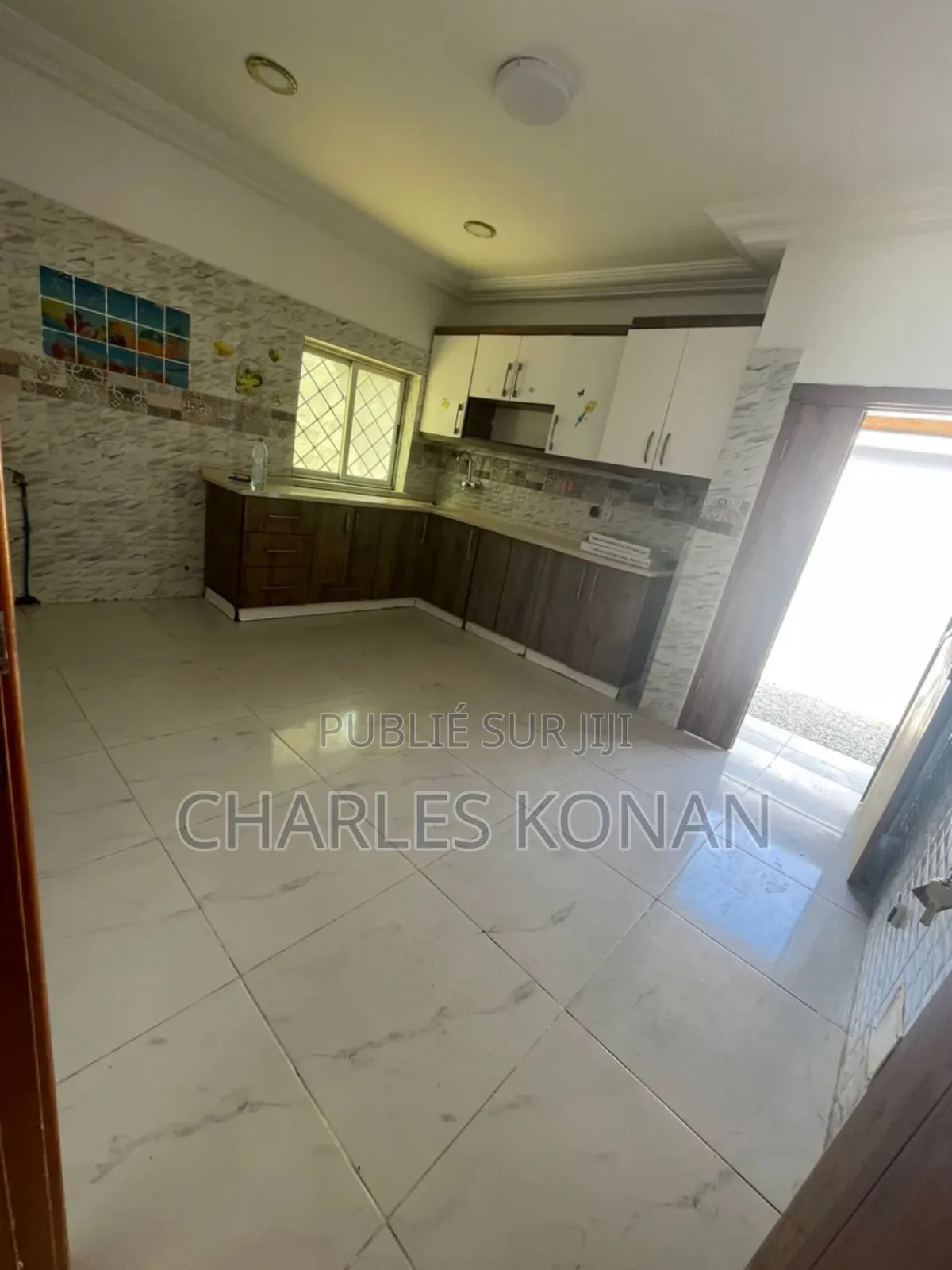 5chbre Duplex dans Bingerville à Vendre