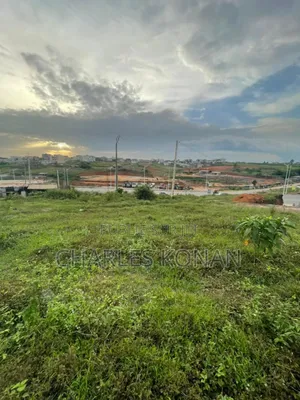 Terrain 600m2
