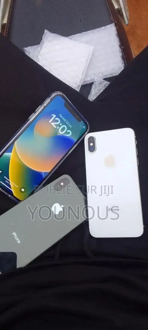 Apple iPhone X 64 GB Noir