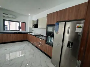 3chbre Appartement dans Cocody à Louer