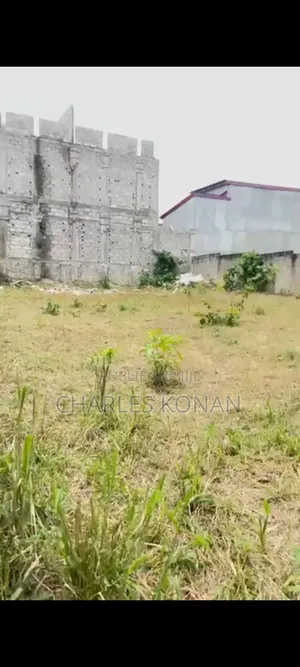 Terrain 437m2