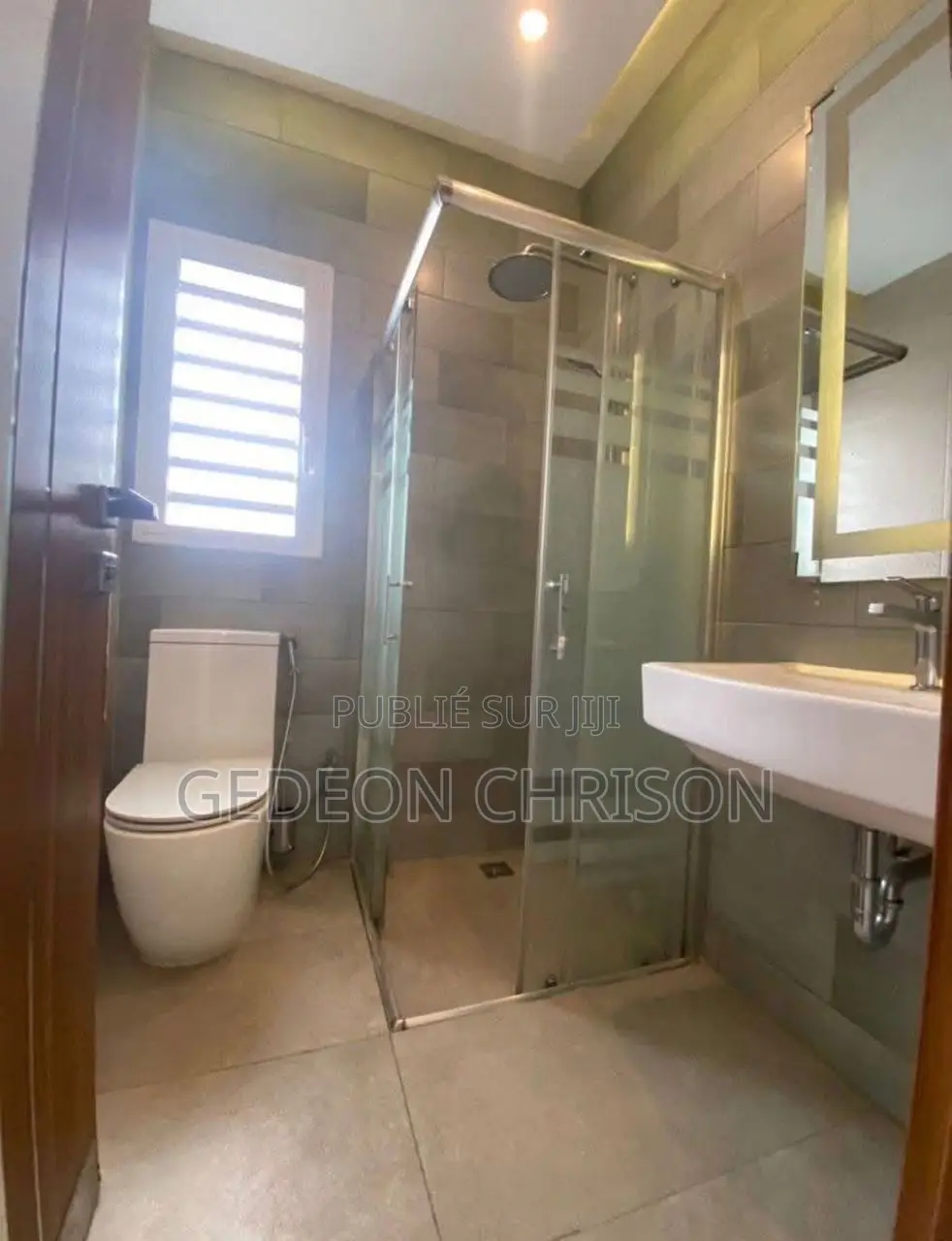 4chbre Appartement dans Cocody à Louer